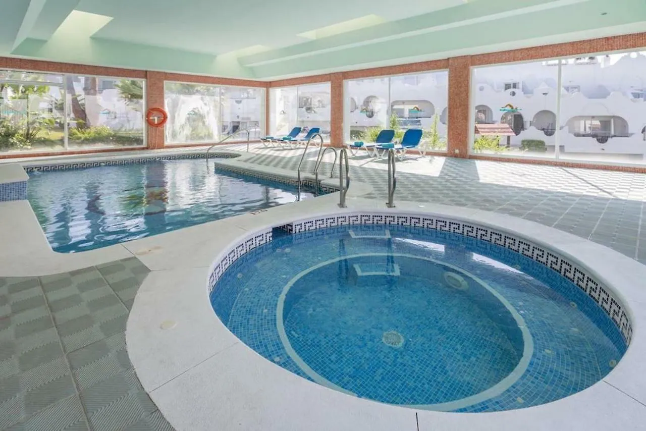 Casa Soleada - Beautiful Villa, Best Corner By Pools, Resort Facilities,Full Kitchen, 3 Terraces, Internet Marbella Holiday home
